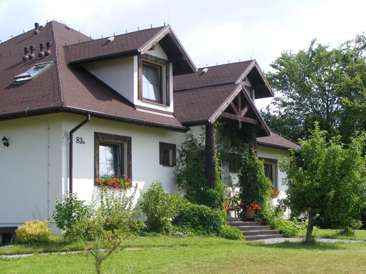 Dworek Lachowicze Grzegorzewice Exterior photo